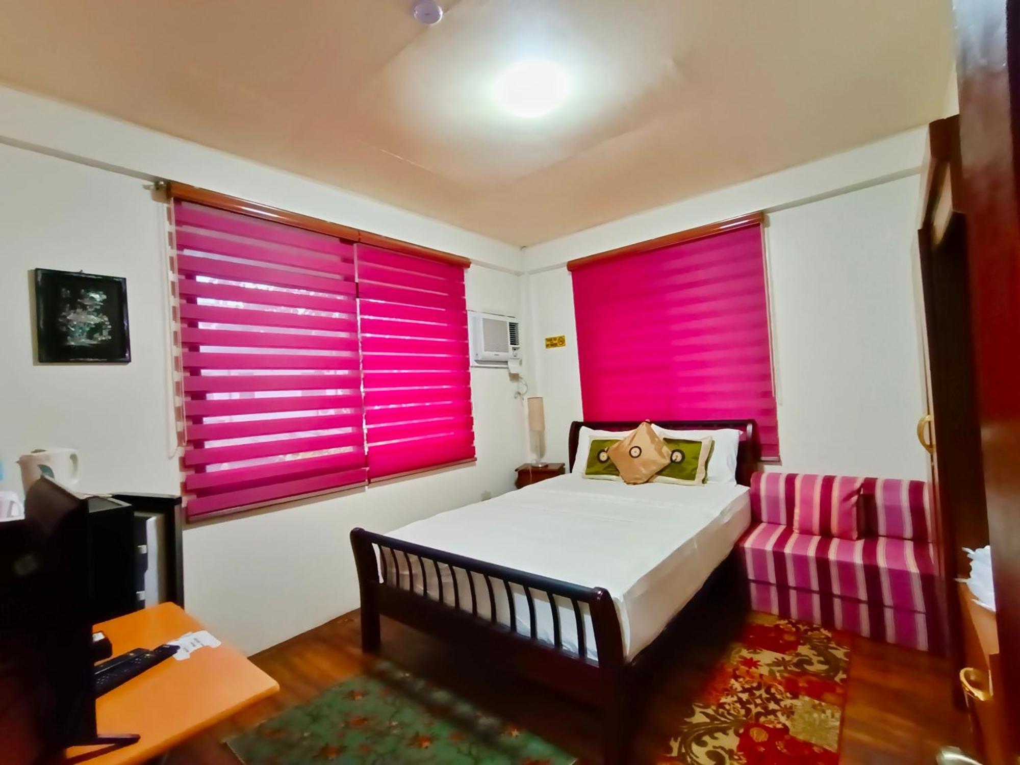 Monte Rio Gardens Bed & Breakfast Аламинос Екстериор снимка