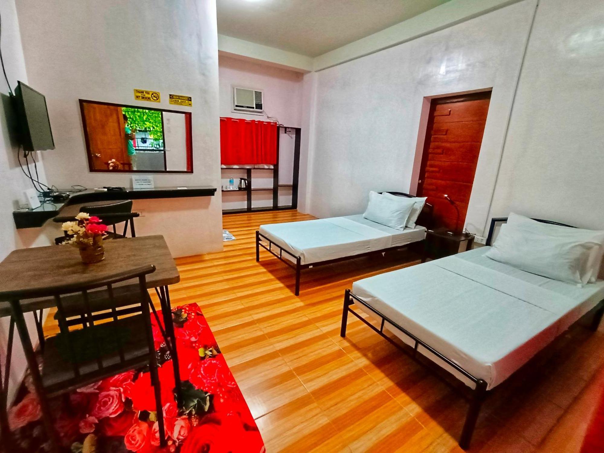 Monte Rio Gardens Bed & Breakfast Аламинос Екстериор снимка